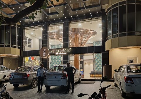 i-TOWNe (A Unit of Hotel Shivam International)