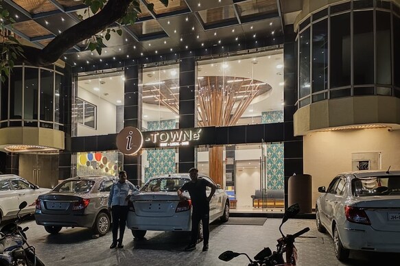 i-TOWNe (A Unit of Hotel Shivam International)