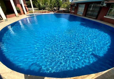 The Anthurium - Sunkissed 2 BHK | 10 min to Anjuna