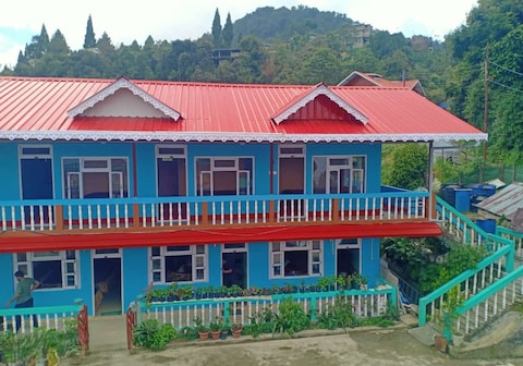 Rishop Mountain Homestay