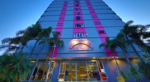 Sunshine Vista Hotel, Pattaya Sunshine Vista Hotel, Pattaya