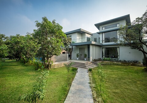 SaffronStays Six Degrees