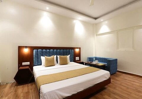 Hotel Amrit Near Old Delhi Railway Station.