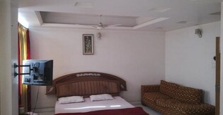 Dynasty The Delight, Patna Dynasty The Delight, Patna