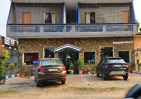 The Mango Retreat Corbett