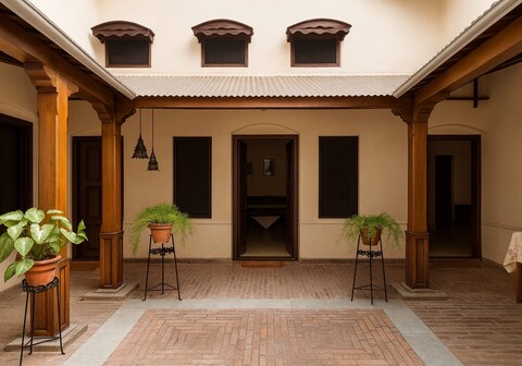 The Amritsar House 1889 4BR Near Golden Temple