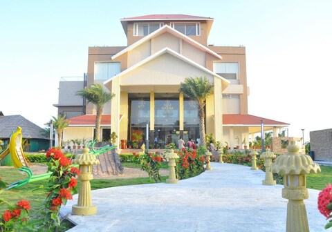 7 Seasons Resort & Spa