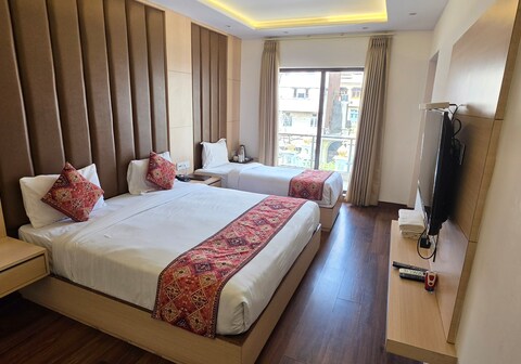 Hotel Exotic | Best Budget 4 star Luxury hotel near Golden Temple Amritsar