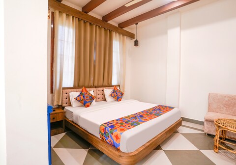 FabHotel Pushpa Inn Assagao