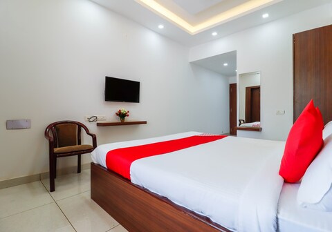 Hotel O Samrudhi Residency