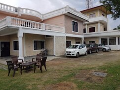 Hotel SilverOak, Dalhousie Hotel SilverOak, Dalhousie