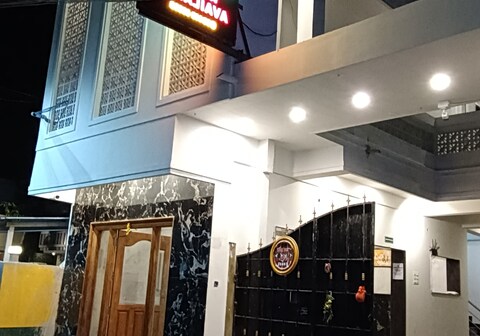 Selvasi Beach Cottage | Rooms & Caretaker