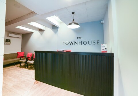 Collection O Vadapalani