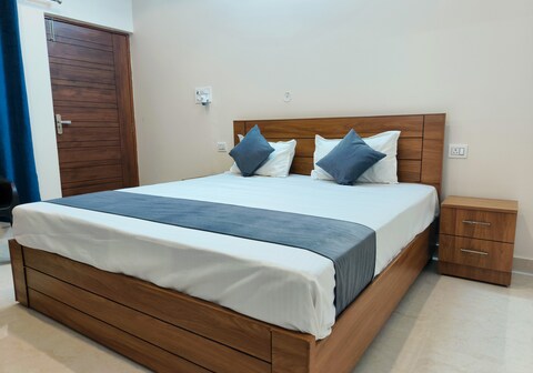 The Pahadi Homestay