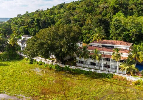 The Foothills | A Boutique Stay