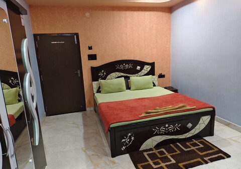 Hotel Parbati Residency