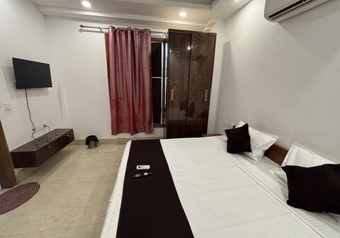 The Capstone Saket