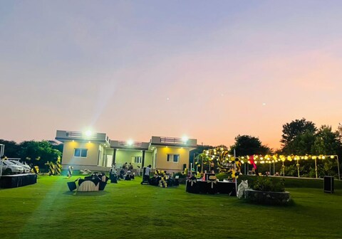 Gurugram Aravali Farmhouse for Party