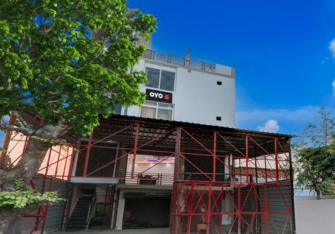 SPOT ON Hotel Diamond Dreams