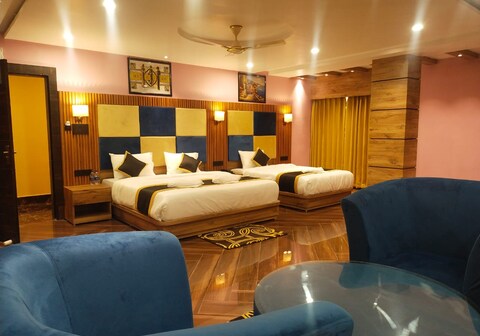 Hotel Poddar Residency