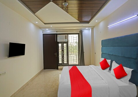 Hotel O Golden Key Inn Punjabi Bagh