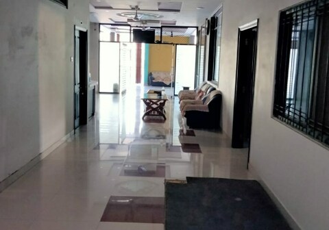 Hotel Malviya Palace