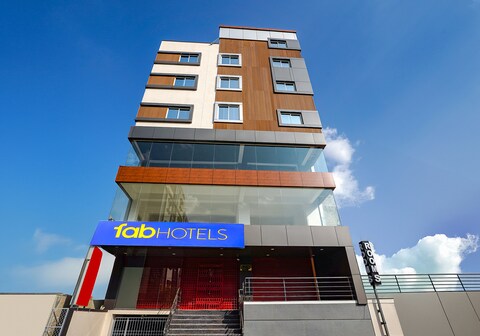 FabHotel Galaxy Heights - Nagavara