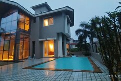 Redhomex Tulip Villa 4BHK with Private Pool, Lonavala Redhomex Tulip Villa 4BHK with Private Pool, Lonavala