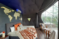 Glamp Echo Corbett, Lansdowne Glamp Echo Corbett, Lansdowne