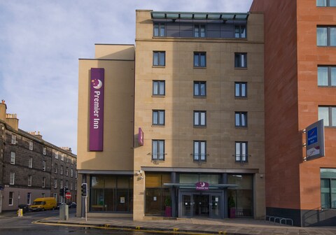 Premier Inn Edinburgh City Centre (Lauriston Place)