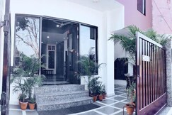 Luxury Taj Home Stay, Agra Luxury Taj Home Stay, Agra