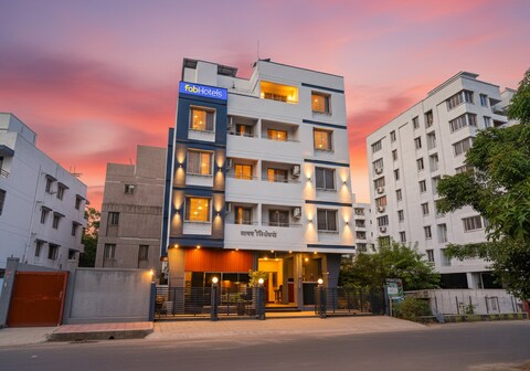 FabHotel Stay Inn - IT Hub