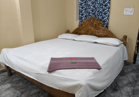 HOTEL MAA TARA HOLIDAYS