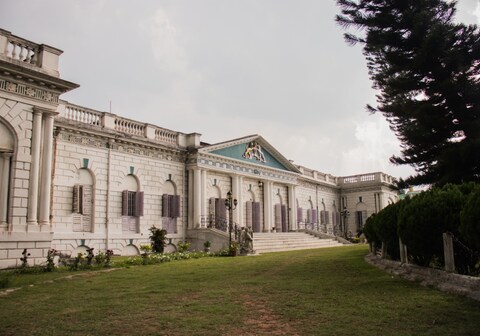 Cossimbazar Palace of the Roys (Rajbari)