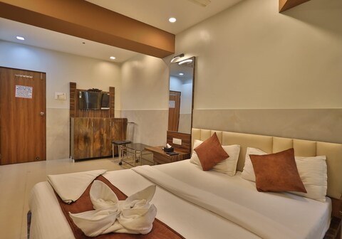 Sol Stay Inn Residency