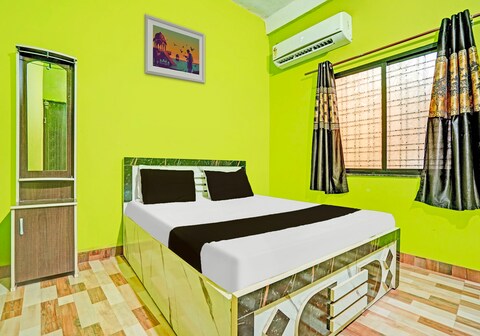 Hotel O New Shan-e-Punjab Veer Restaurant and lodging