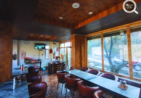 HashTag95 - Food & Accommodation