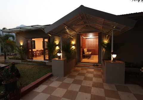 Vanah Villa And Resort