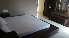 HOTEL AHINSA PALACE, Ashoknagar HOTEL AHINSA PALACE, Ashoknagar