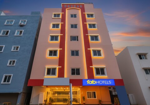 FabHotel Blue Spring