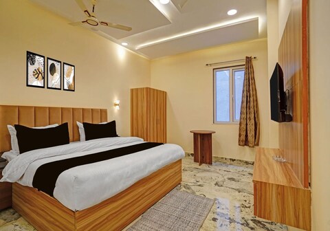 Hotel O ROYAL REGENCY