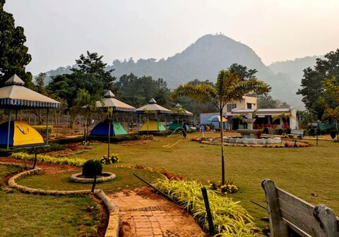 Sitakund Nature's Cottage
