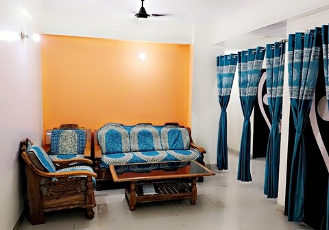 BENARAS BILLS STAY IN..