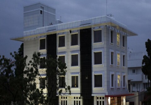 KINGS CROSS RESIDENCY