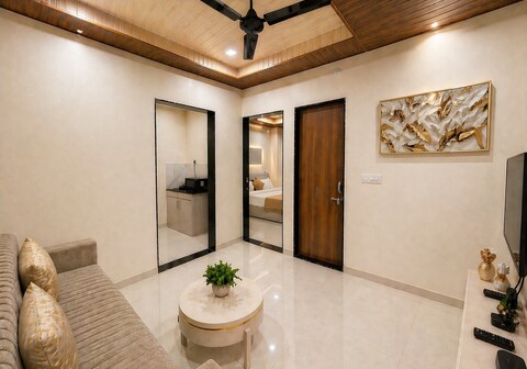 Hotel Aventus Suites Indore