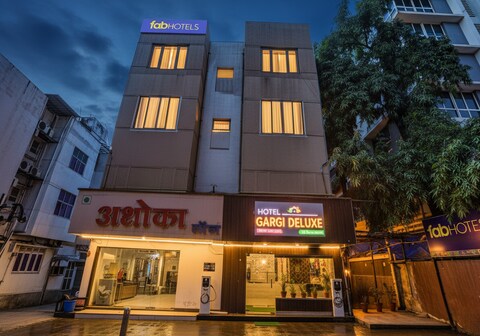 FabHotel Gargi Deluxe - Nr. Raja Dinekar Musuem