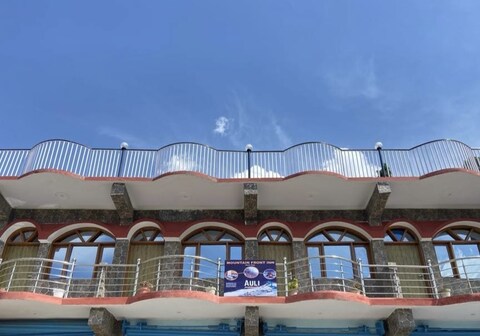 Mountain Front Inn B&B