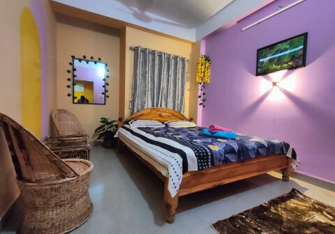 EKO HOMES | 5Min Walk from Apollo Hospital