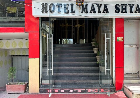 Hotel Maya Shyam