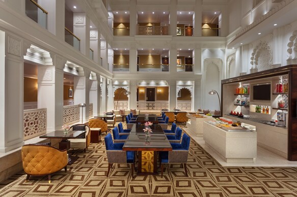 Sheraton Grand Pune Bund Garden Hotel
